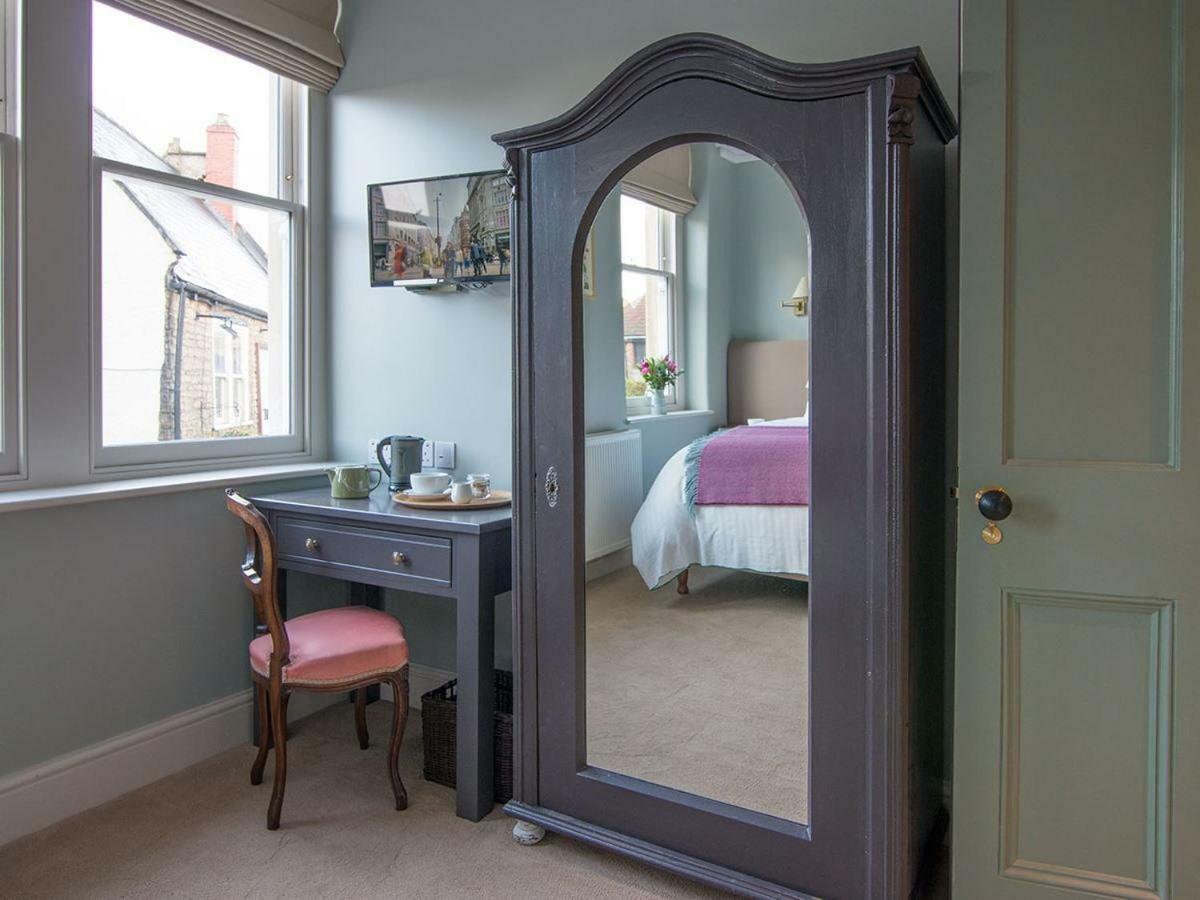 Bistro Lotte Bed and Breakfast Frome Exteriör bild